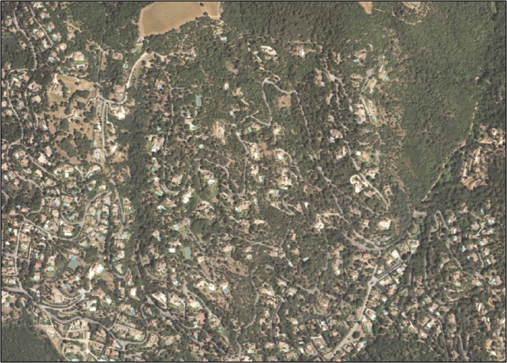 Vue aérienne du lotissement de villas de luxe